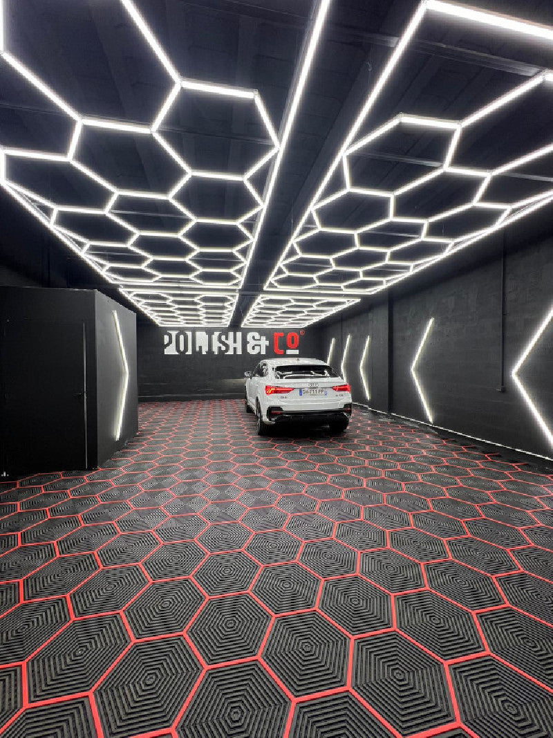 Illuminazione LED con 15 esagoni per garage YOULED